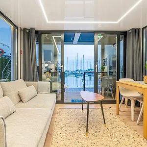 The Homeboat Company Parque Nacoes-lisboa , Lisboa البرتغال